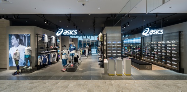 ASICS 東京 有明ガーデン / アシックス トウキョウ アリアケガーデン