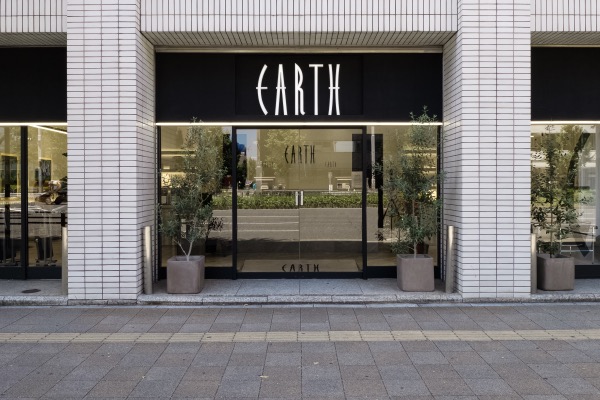 EARTH / アース
